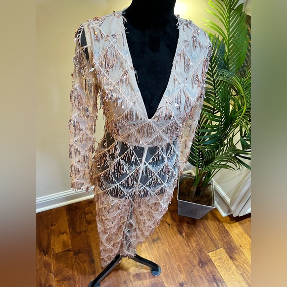 PrettyLittleThing Rose Gold Tassel Sequin Plunge Jumpsuit US 4 - Picture 4 of 11